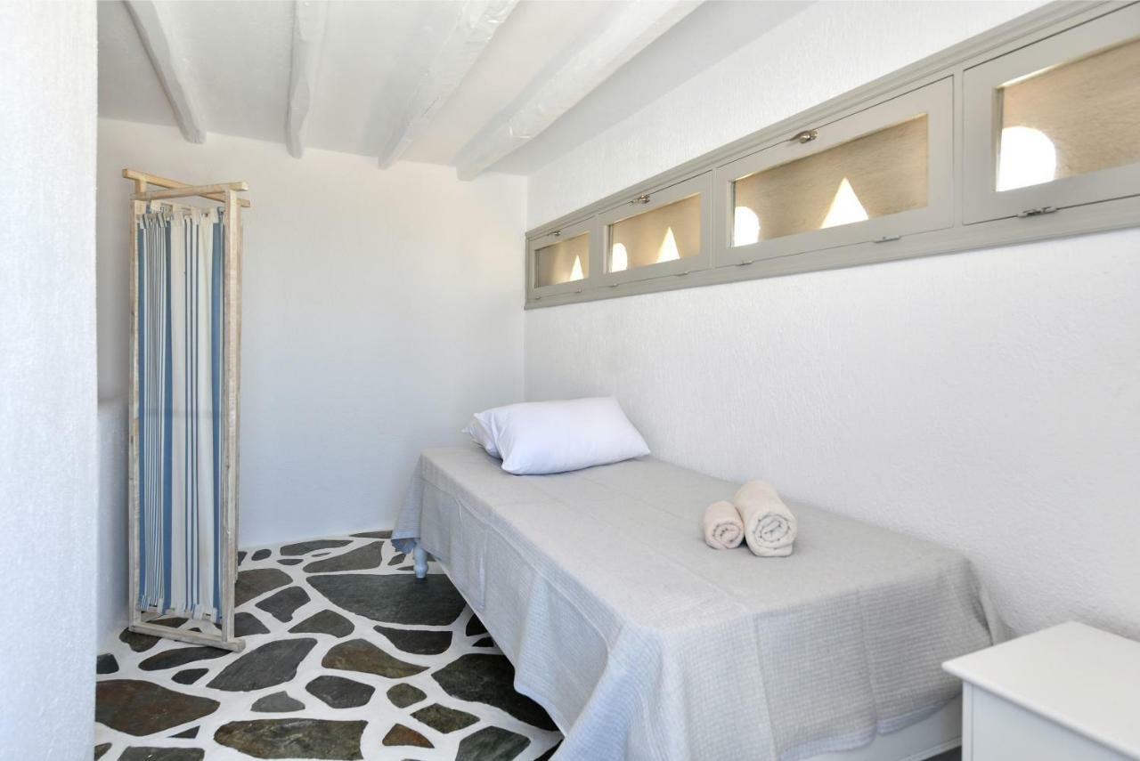 Santa Flora 3 Bedroom House A ParikiaaS Edge Párosz Kültér fotó
