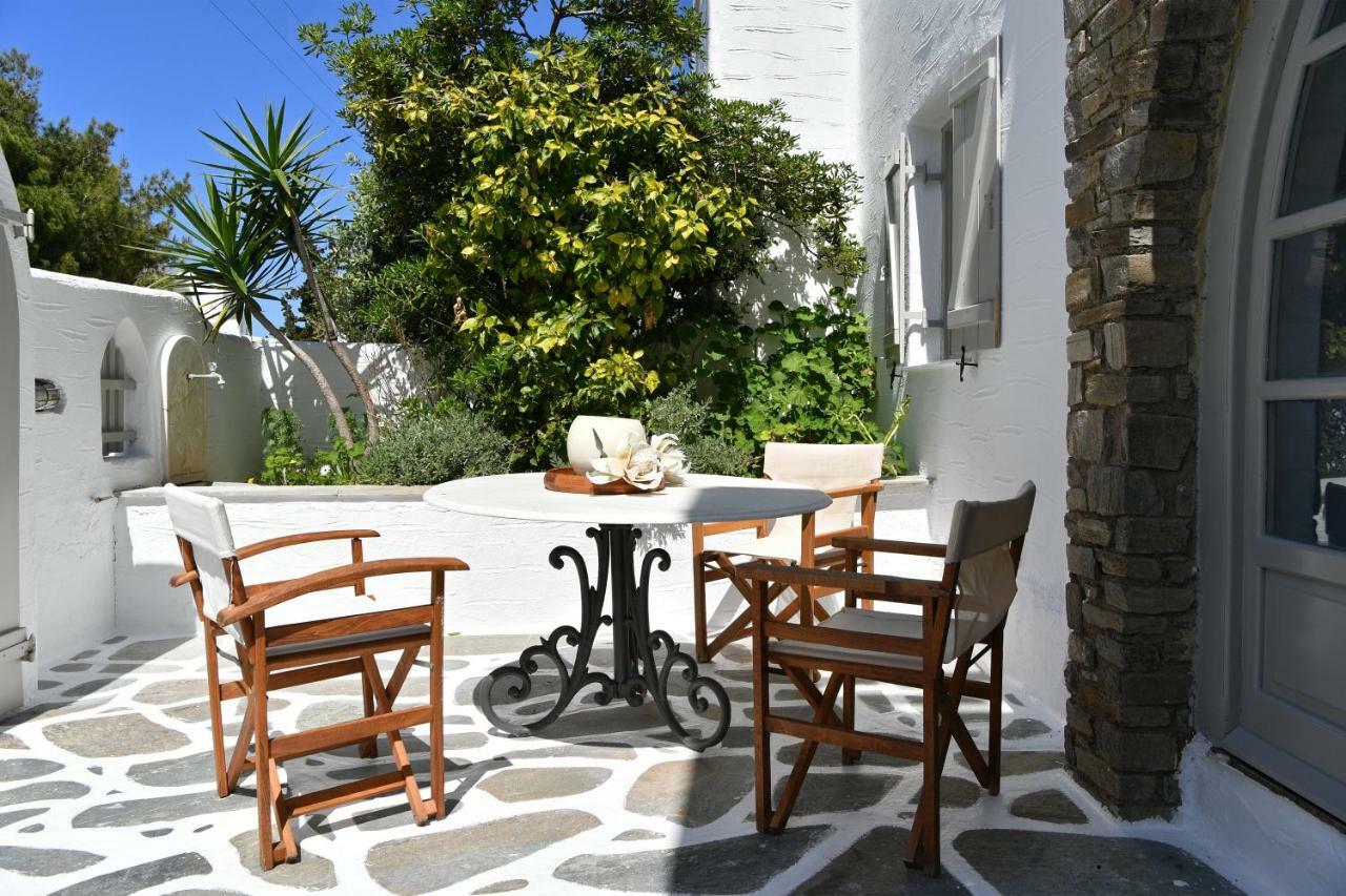 Santa Flora 3 Bedroom House A ParikiaaS Edge Párosz Kültér fotó